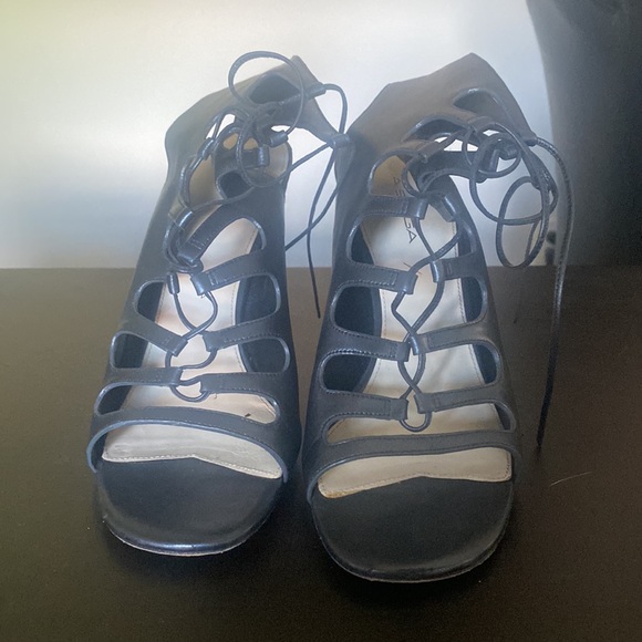 Vía Spiga Steel Blue Lace Up Heels - Picture 2 of 9